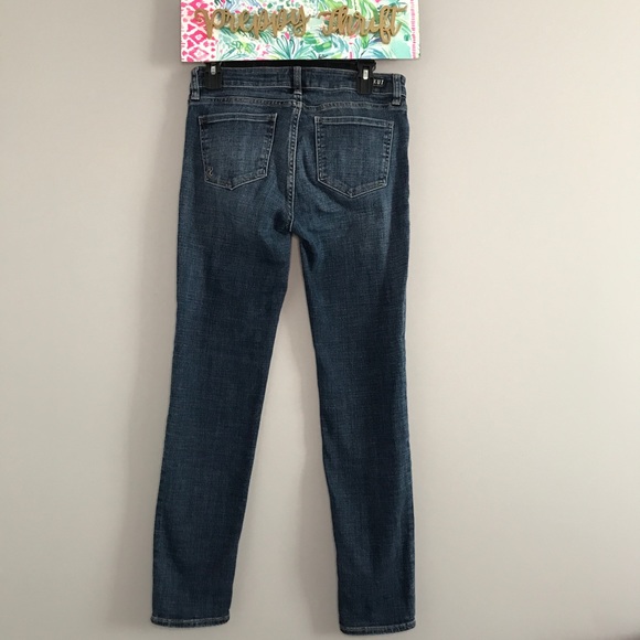 Kut from the Kloth Catherine Boyfriend size 2 - Picture 7 of 8